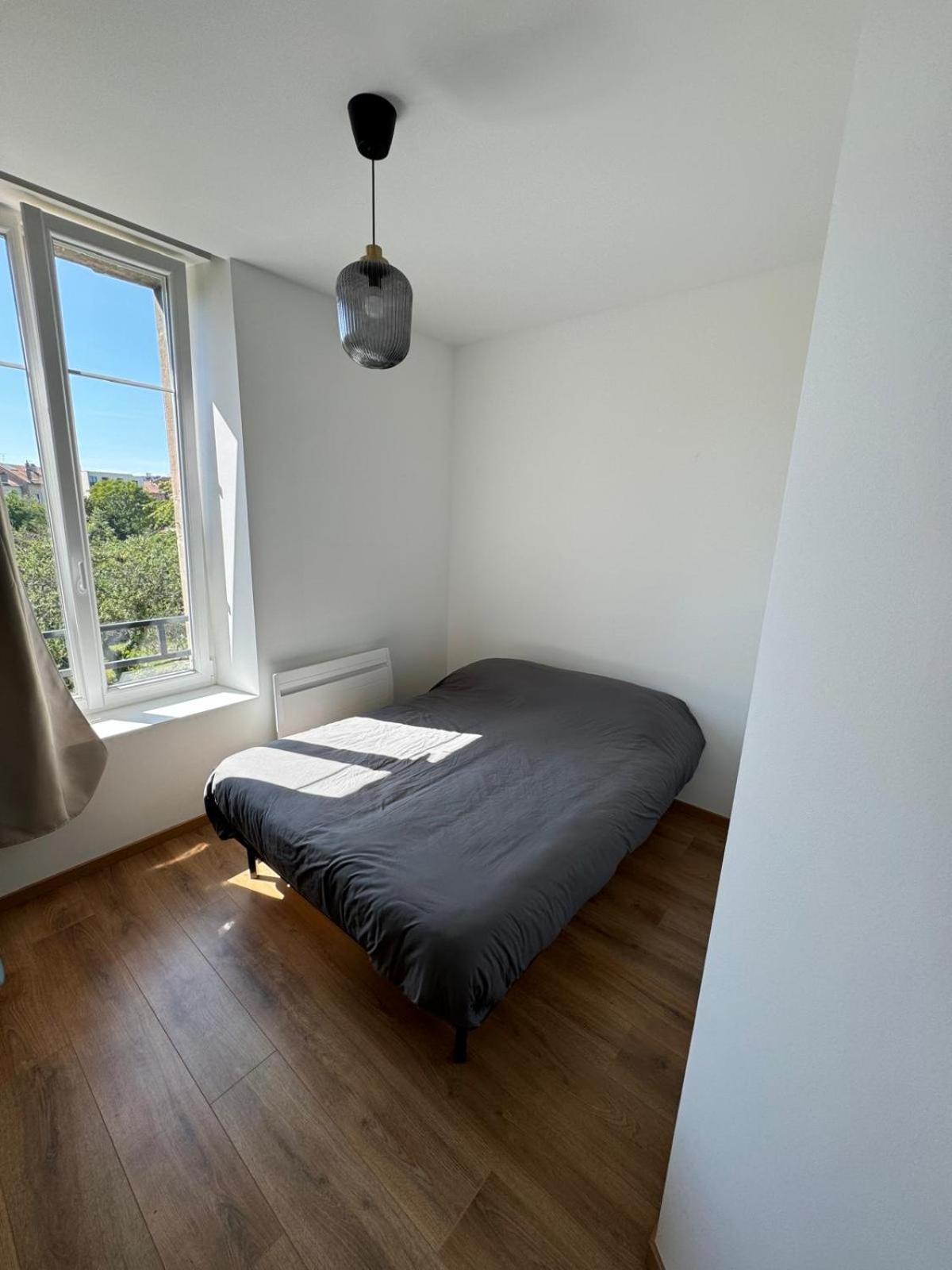 Studio Avec Wc Et Sdb Prives Dans Grande Maison A Cote Du Campus Artem - Thermal Et Parc Des Expos Вандевр-ле-Нансі Екстер'єр фото